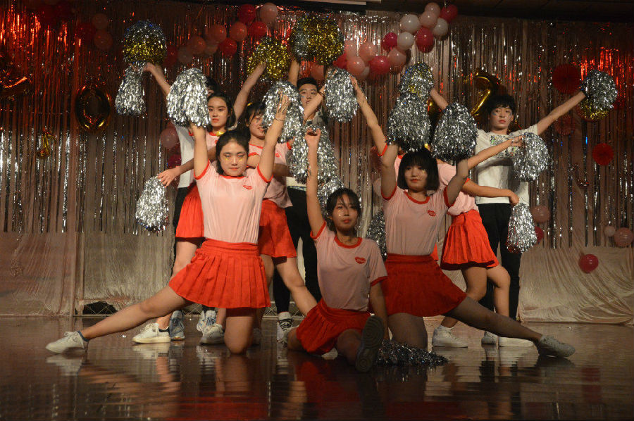 2017啦啦操3.png